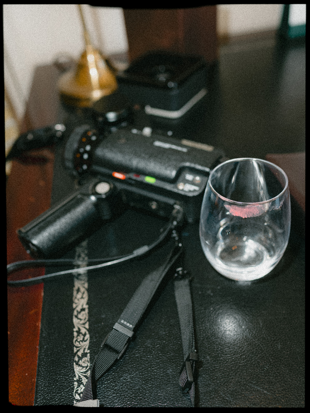Wedding details captured by an editorial wedding photographer in Paris