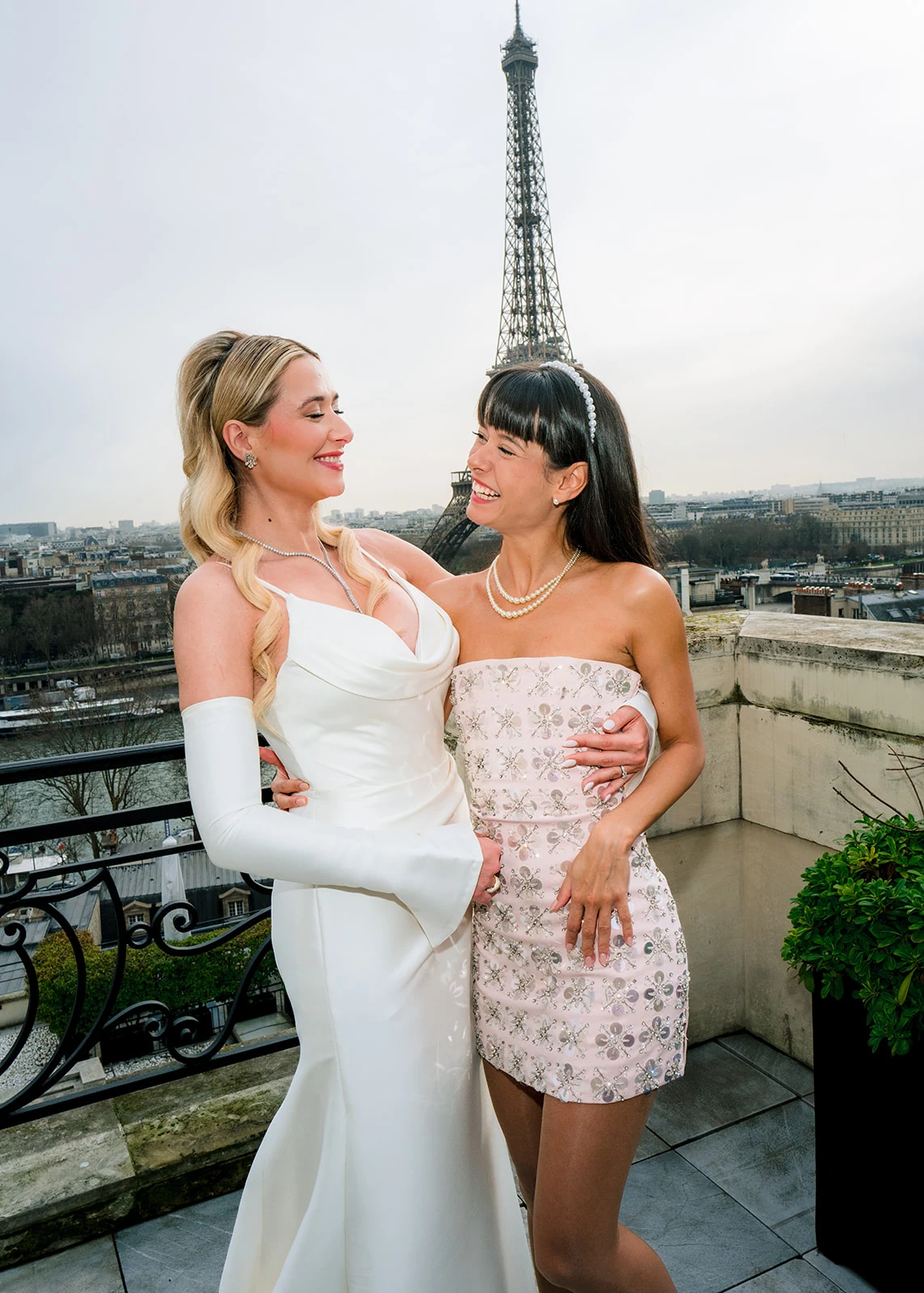 Bridal portrait with the Eiffel Tower at Shangri-La Paris