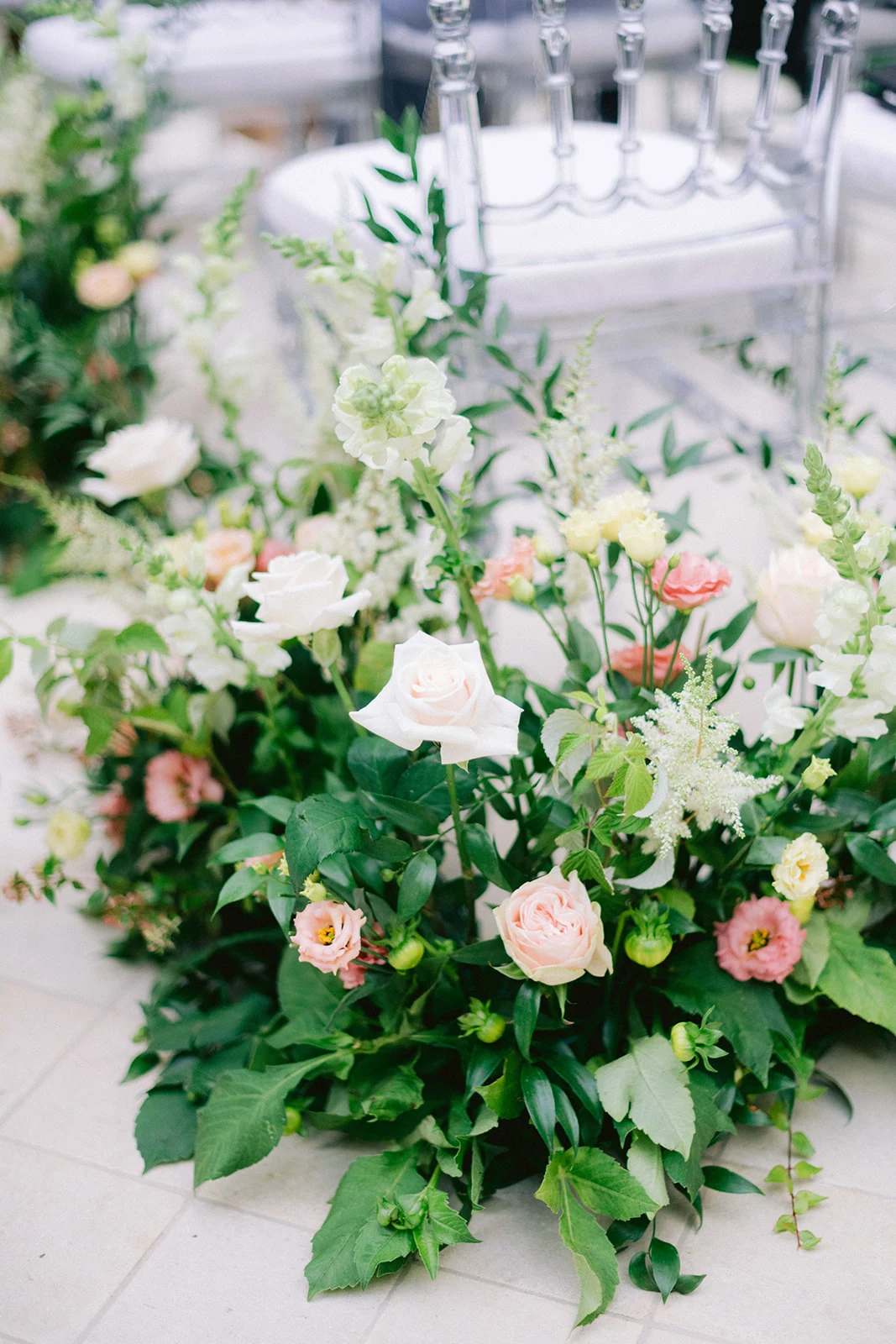 Intimate wedding ceremony at Le Bristol Paris