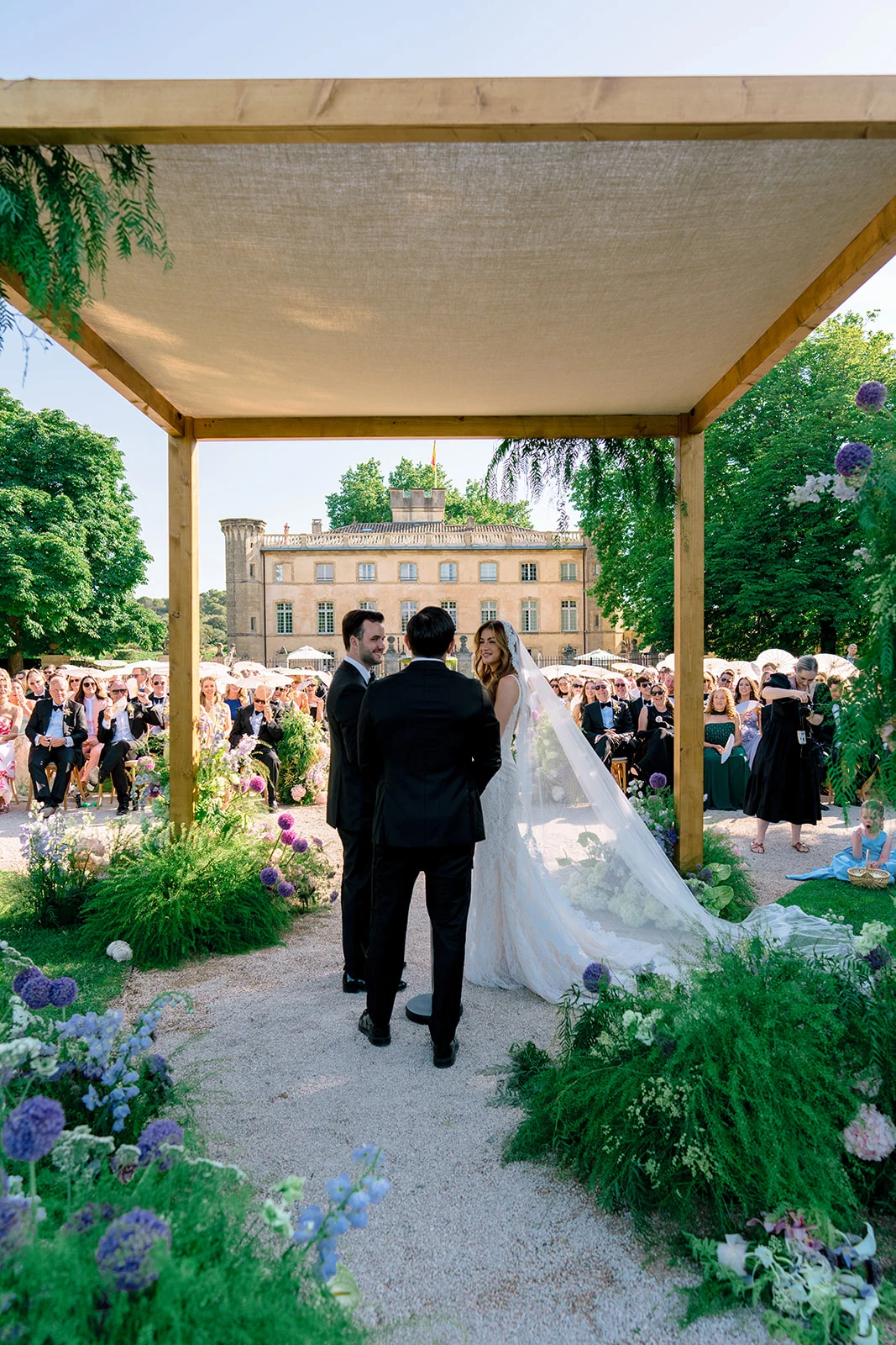 Destination wedding ceremony at Villa Baulieu in Provence